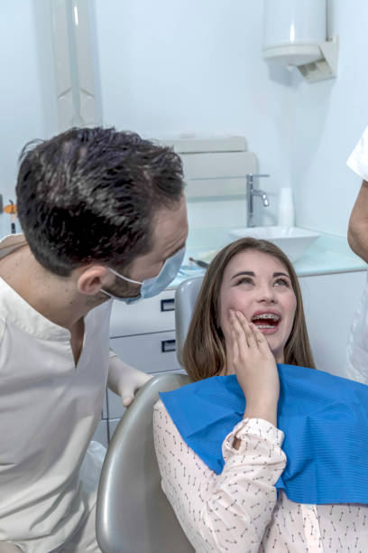 Best Weekend Emergency Dentist in Twin Lake, MI